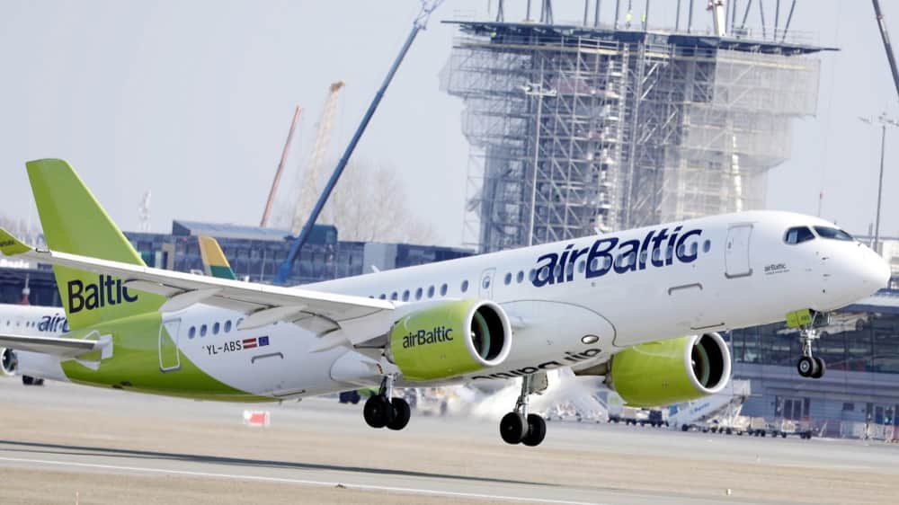 Авиакомпания airBaltic начала процедуру банкротства