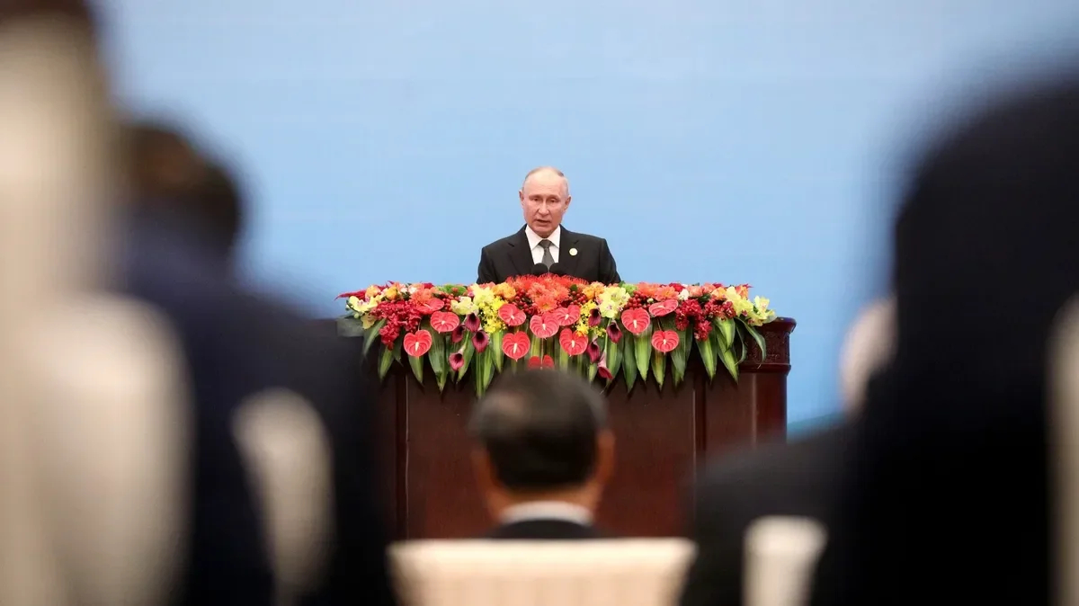 Putin addresses a press conference on 18 October following his visit to China. Photo: kremlin.ru