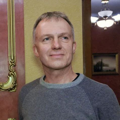 Дмитрий Довгий